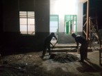 Lembur Hingga Larut Malam, Satgas TMMD Ke-129 Kebut Penyelesaian RTLH Milik Umar Amin