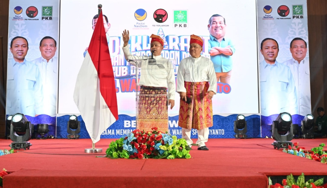 Pecah..!!, Deklarasi Calon Gubernur yang didukung UAS ini diserbu Massa Pendukung