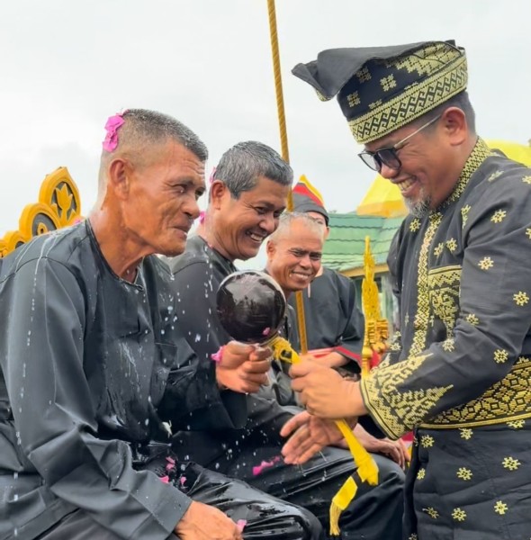 Ritual Adat dan Refleksi Spiritual, Belimau Sultan Kuatkan Jati Diri Pelalawan