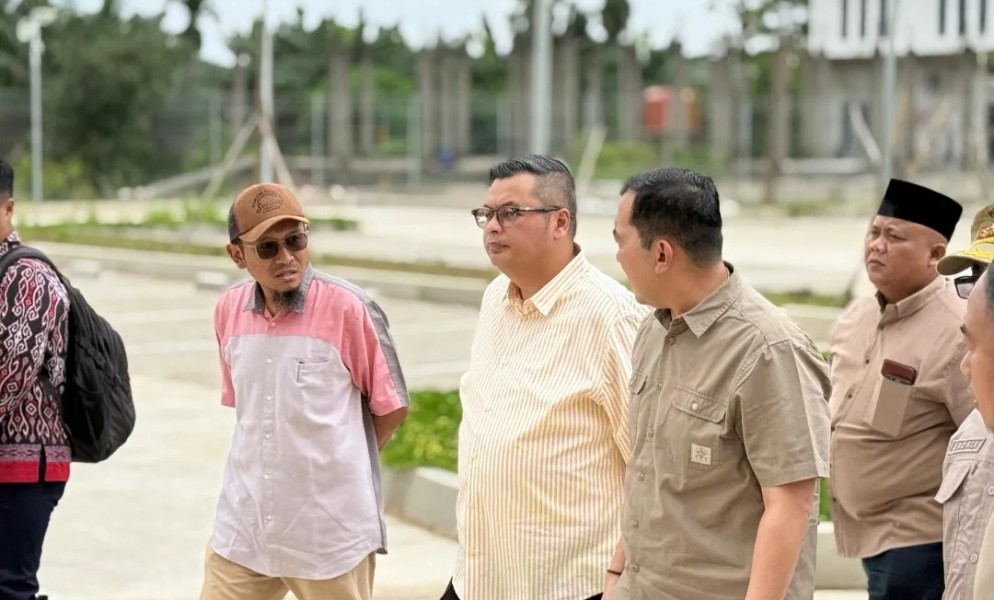 Ketua DPRD Kota Jambi Pastikan Akses ke RS Adhyaksa Terang, Lampu Jalan Segera Dipasang di Arab Melayu