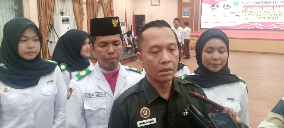 Sekda Rohil Kukuhkan 36 Anggota Paskibraka