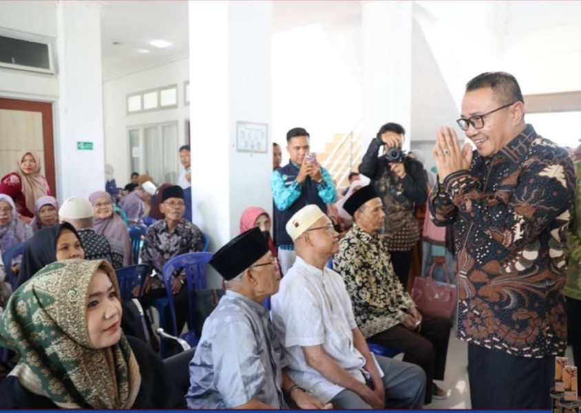 128 Calon Jemaah Haji Sungai Penuh Jalani Vaksinasi dan Pemeriksaan Kesehatan, Wako Alfin: Pastikan Berangkat dalam Kondisi Prima