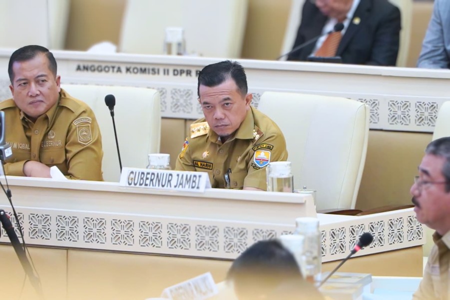 Raker Bersama Komisi II DPR RI, Gubernur Al Haris Terus Perjuangkan Nasib PPPK Penuh Waktu dan Paruh Waktu