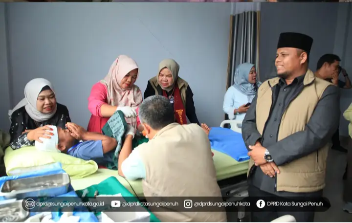 Emrizal Hadiri Sunatan Massal KKMK-JS, Tegaskan Komitmen DPRD Dukung Kesehatan Anak di Sungai Penuh