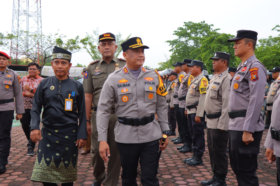 Apel Gelar Pasukan Mantap Praja 2024 Simulasi  Sispamkota Tahapan Pilkada , Ini Pesan Kapolres Rohil