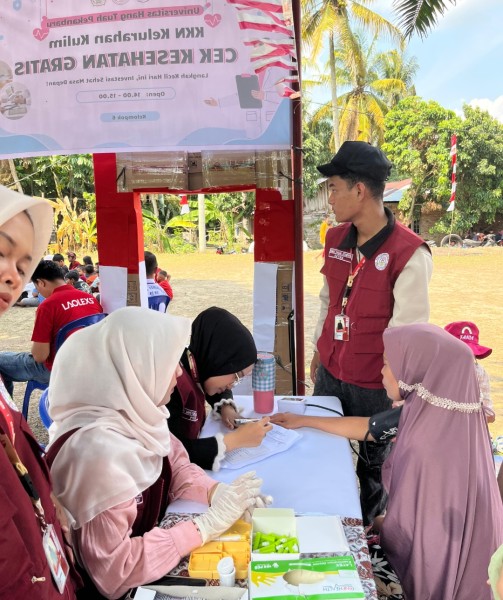 Meriahkan HUT RI Ke-81, Mahasiswa KKN UHTP Taja Cek Kesehatan Gratis di Kelurahan Kulim