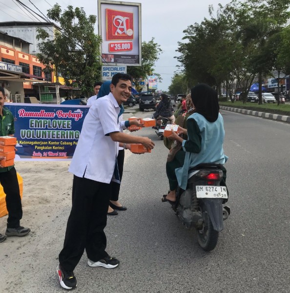 BPJS Ketenagaankerjaan Pelalawan Gelar Employee Volunteering, Indahnya Berbagi