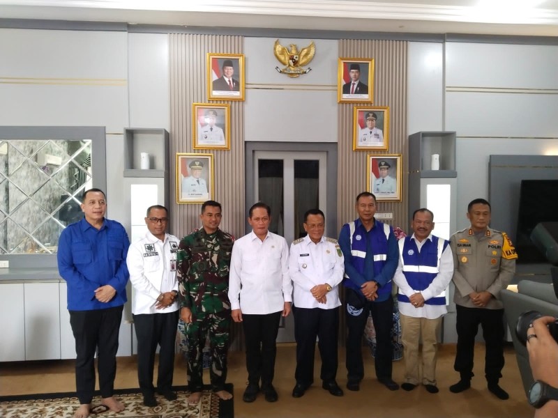 Kunker Menteri LH Pantau Karhutla Di Rohil