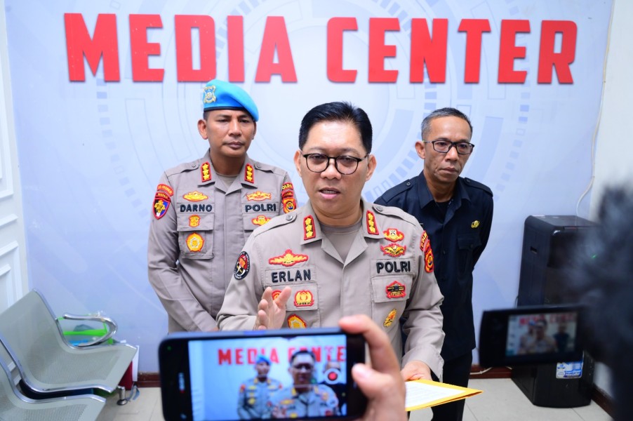 Polisi Tipu Polisi, Dua Anggota Polda Jambi Diamankan Propam, Kasus Penipuan Penerimaan Bintara Polri