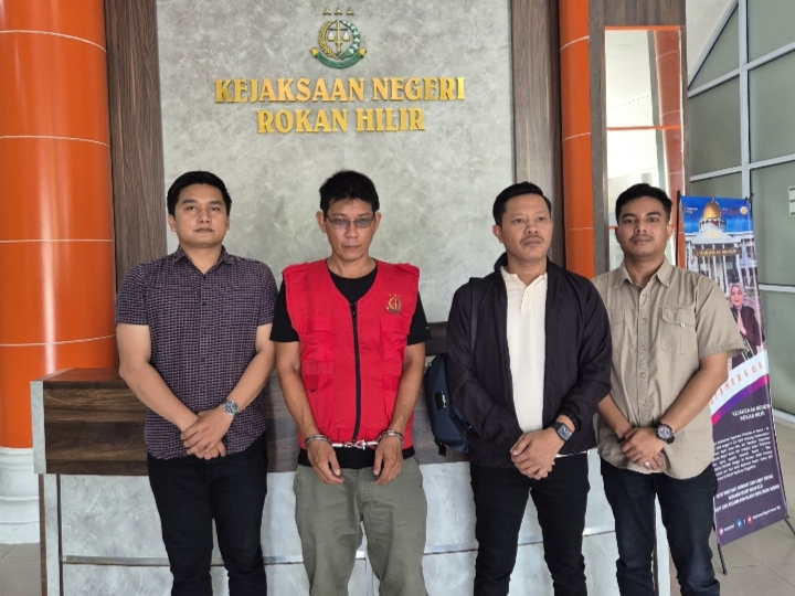 Sempat Kabur 3 Tahun, Tim Tabur Kejari Rohil  Tahan Herman Alias Abeng