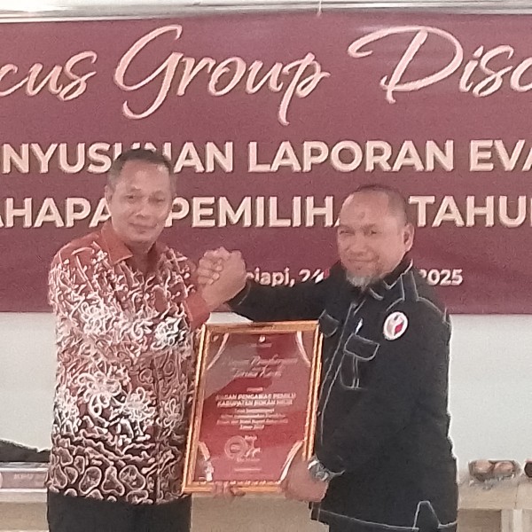 FGD Evaluasi Tahapan Pemilu 2024, Terkuak TPS Rohil Berada Di Dumai
