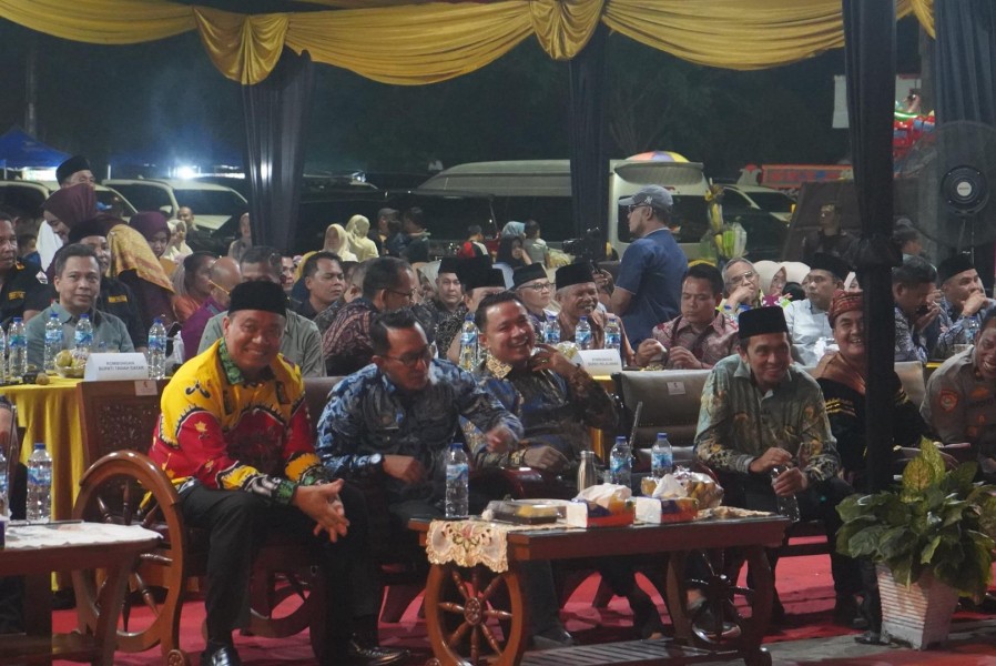 H. Abdullah Hadiri Pelantikan IKTD Pelalawan, Beri Dukungan dan Ucapan Selamat: “Mari Jaga Marwah Urang Awak di Rantau