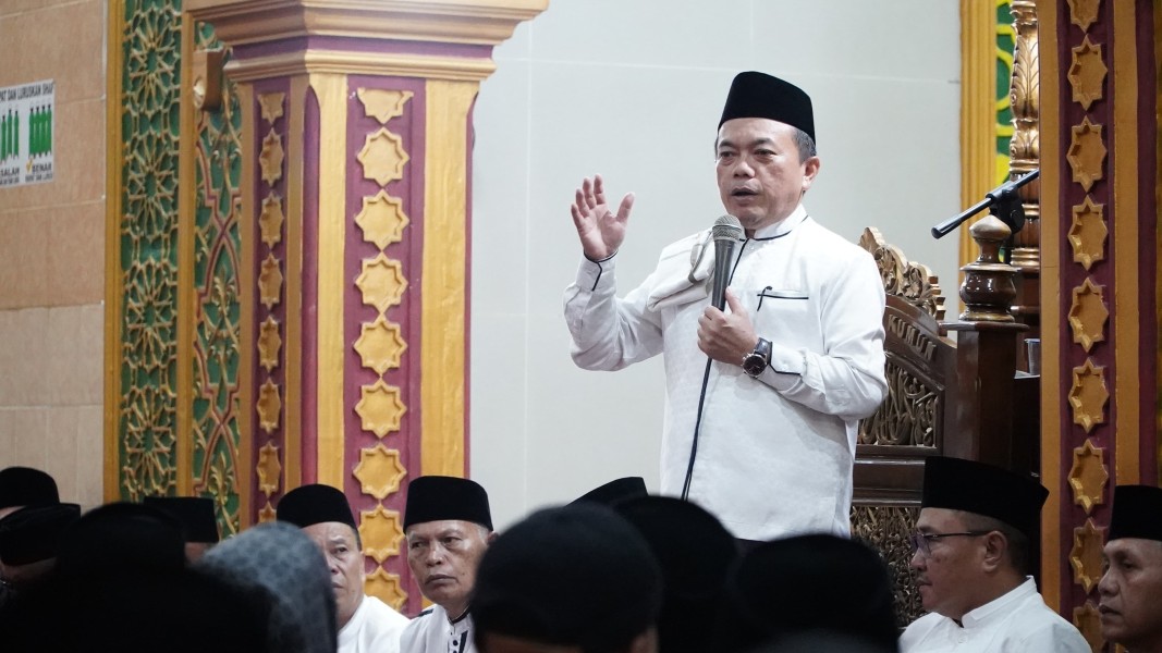 Gubernur Al Haris: Ramadan Momentum Mempererat Persatuan dan Kesatuan