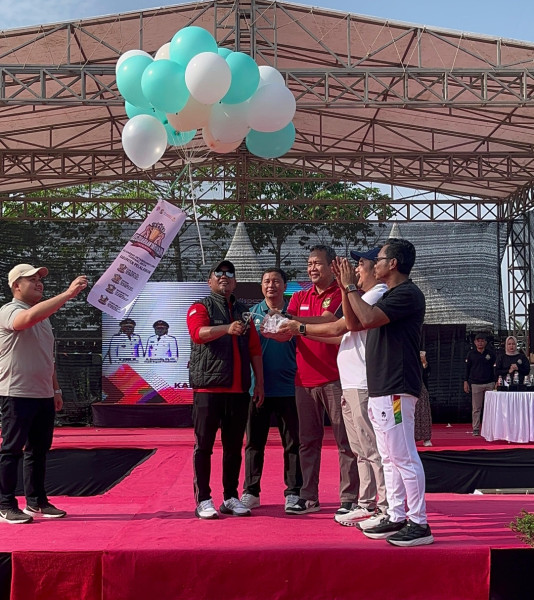 Buka Kejuaraan Tarkam Kemenpora Tingkat Kabupaten Pelalawan, Bupati Zukri  Berharap muncul talenta berkualitas