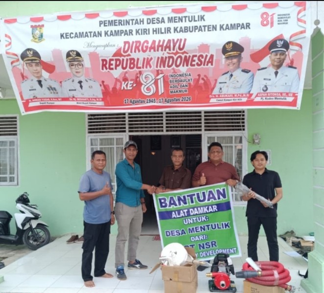 Cegah Kebakaran Sejak Dini, PT NSR Serahkan Bantuan Peralatan Pemadam kepada MPA Mentulik