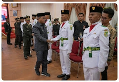 Jelang Proklamasi Ke-79, Sekda Rohil Kukuhkan 31 Anggota Paskibraka