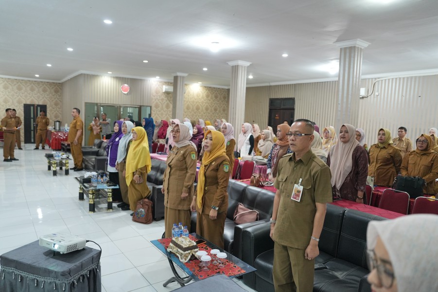 Asisten III Nurmansyah Buka Bimtek Posyandu