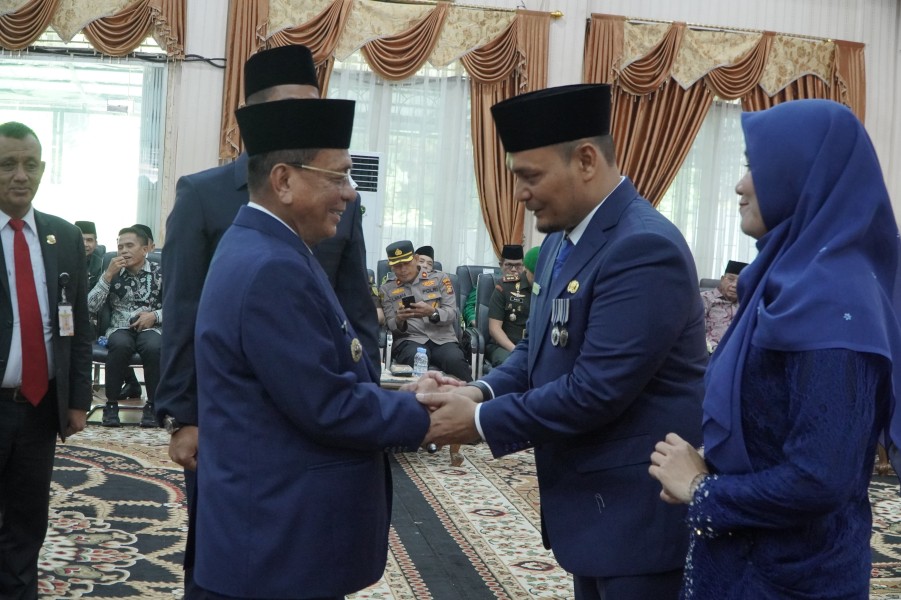 H. Sarman Syahroni Dilantik Sebagai Sekda,  Bupati : Pengisian Jabatan Sekda Sesuai Mekanisme