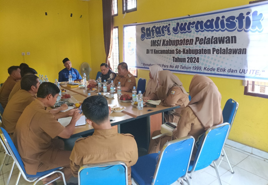 Safari Jurnalistik JMSI di Ukui, Praktisi Hukum Chandra YA Berikan Pemahaman UU ITE