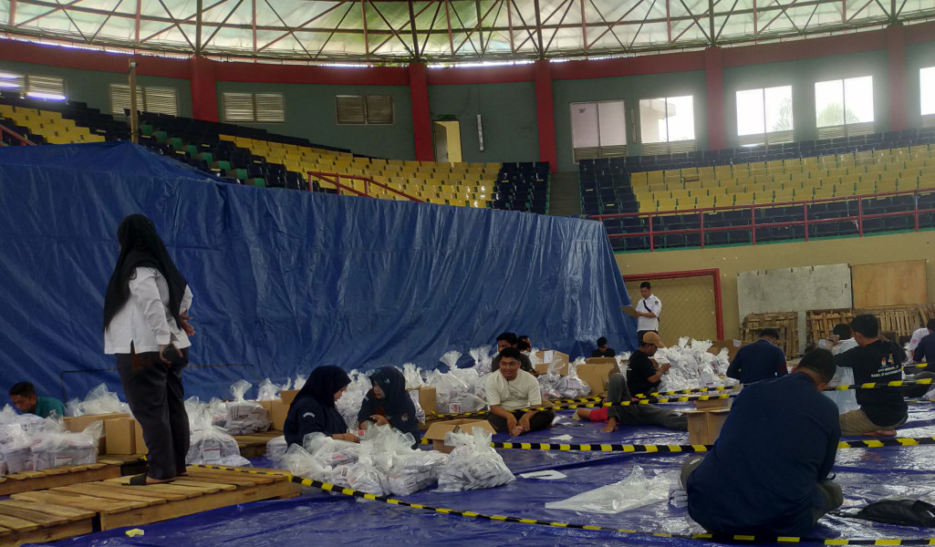 KPU Hitung Ulang Surat Suara yang Sudah Dilipat, Libatkan PPK se Kabupaten Pelalawan