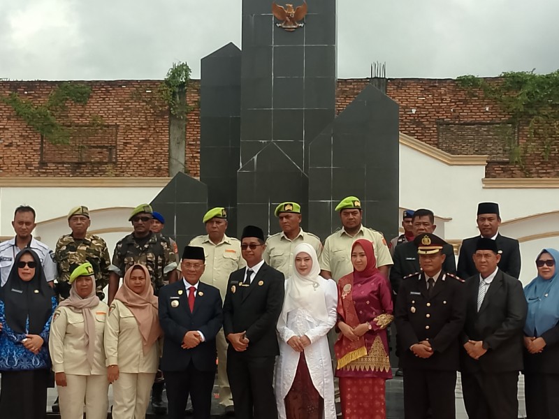 Semangat Hari Pahlawan  Wabup Rohil Jhony Charles  Tekankan Pemuda Perjuangan Belum Selesai