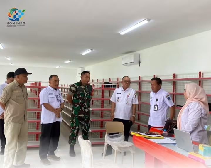 Sekda Kerinci Tinjau Pembangunan Gerai KDMP di Dua Desa, Pastikan Sarana Koperasi Sesuai Standar