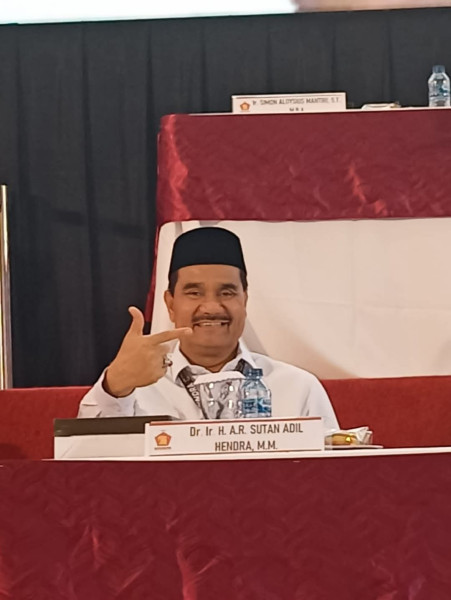 Terkait Kisruh Ketua DPRD Kerinci, DPD Gerindra Sutan Adil Hendra Terkesan Tutup Mata