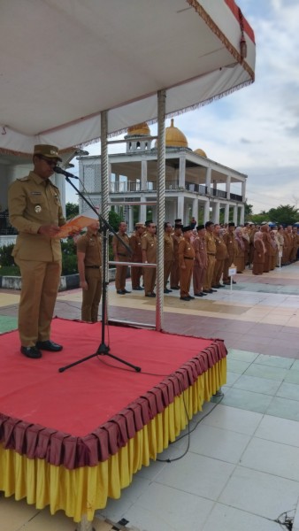 Pasca Dilantik Wabup Rohil Jhony Charles Pimpin Apel Perdana, Ini Pesan-nya