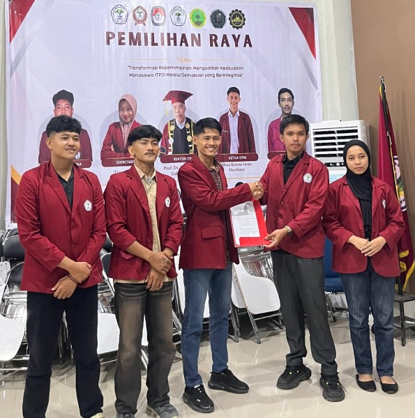 Fajar Nugraha dan Oktavia Rahmadani Terpilih Pimpin BEM ITP2I Periode 2026/2027