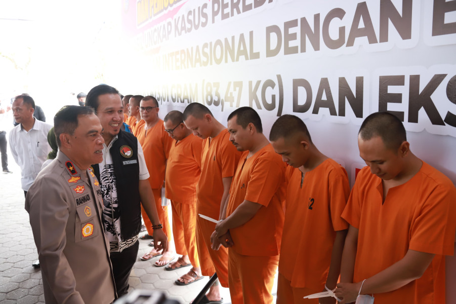 Polda Riau Musnahkan Narkoba Senilai Rp96,5 Miliar dari 12 Tersangka