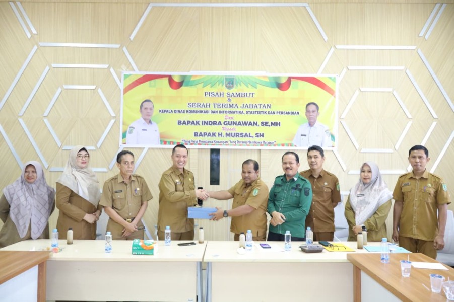 Sertijab Kadiskominfo Rohil, Mursal Sebut Sehebat Apapun Teknologi Server Akhirnya Di Kendalikan Manusia