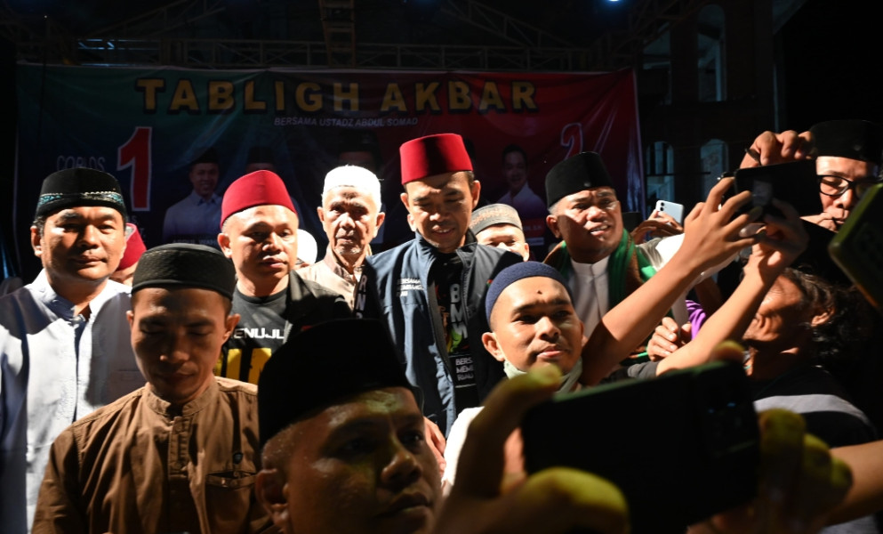 UAS Ajak Masyarakat Pelalawan Pilih Gubernur Abdul Wahid dan Bupati Pelalawan Zukri