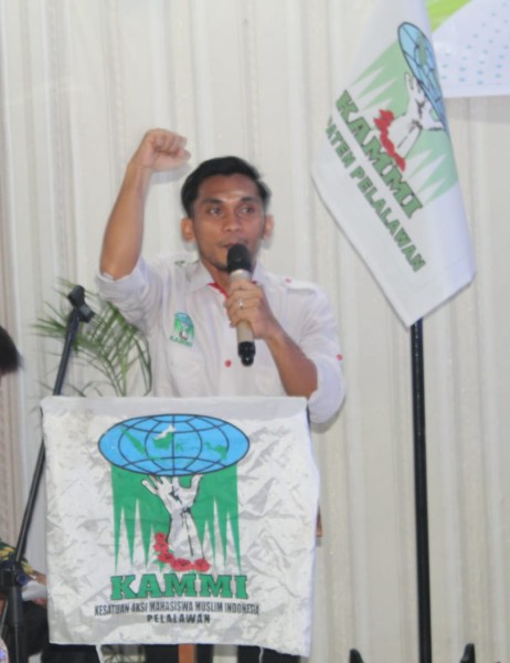 KAMMI Pelalawan Minta Satgas PKH  Segera Menangkap Kades LKB Rusi