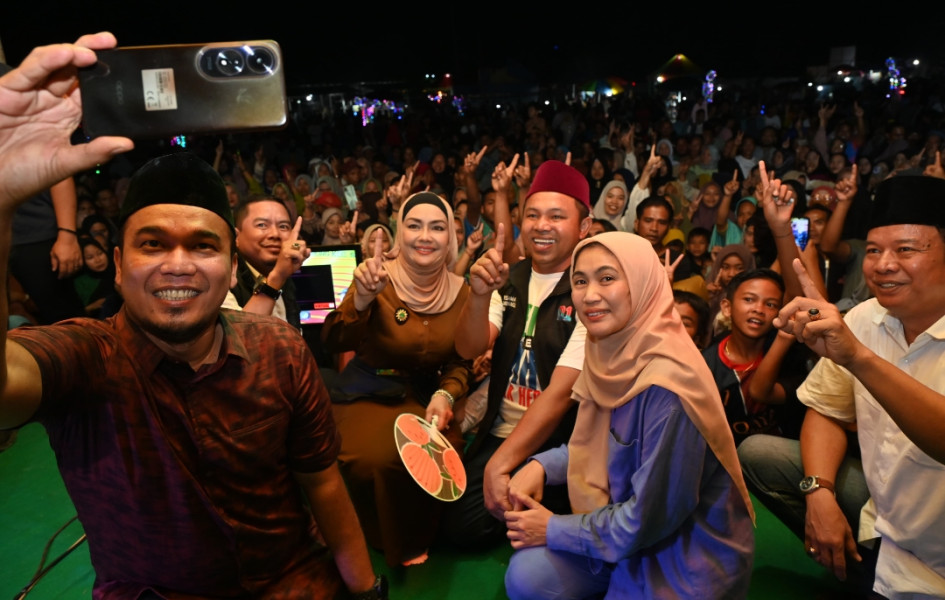 Kampanye di Bongkal Malang Inhu, Abdul Wahid Akan Kaji Akses Angkut Batu Bara Menggunakan Jalur Sungai