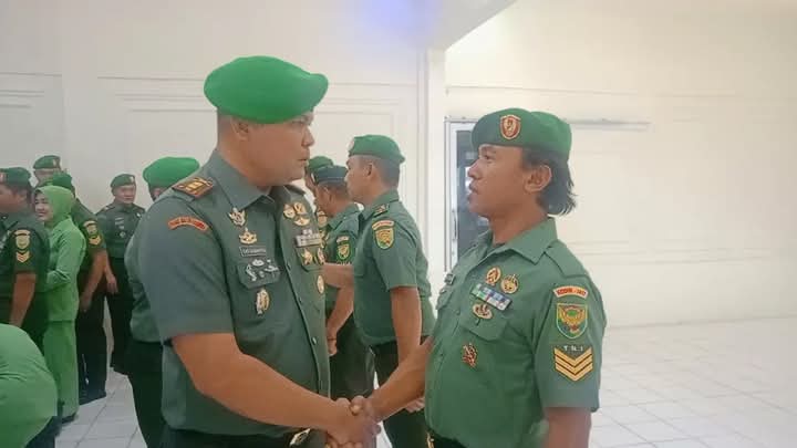 Dandim 0417/Kerinci Pimpin Upacara Kenaikan Pangkat.