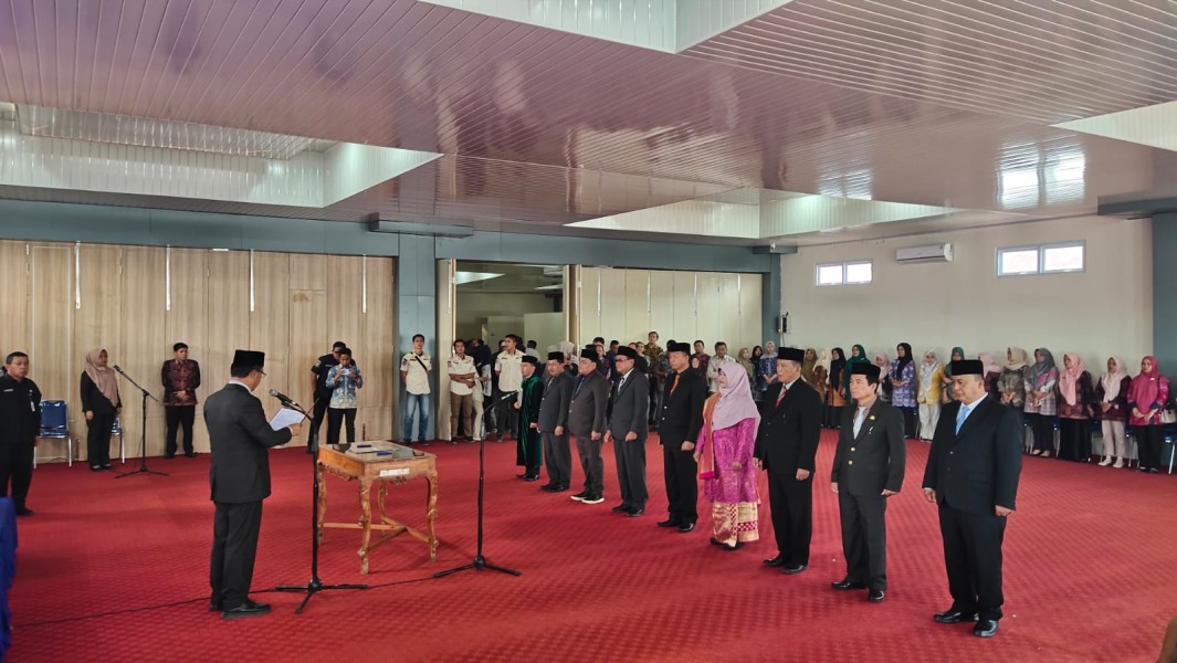 Wabup Murison Lantik 8 Pejabat Eselon II, Perkuat Struktur Birokrasi Kerinci