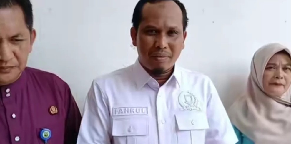 Tinjau SMPN 2, Komisi IV DPRD Kota Jambi Soroti Drainase Penyebab Genangan saat Hujan