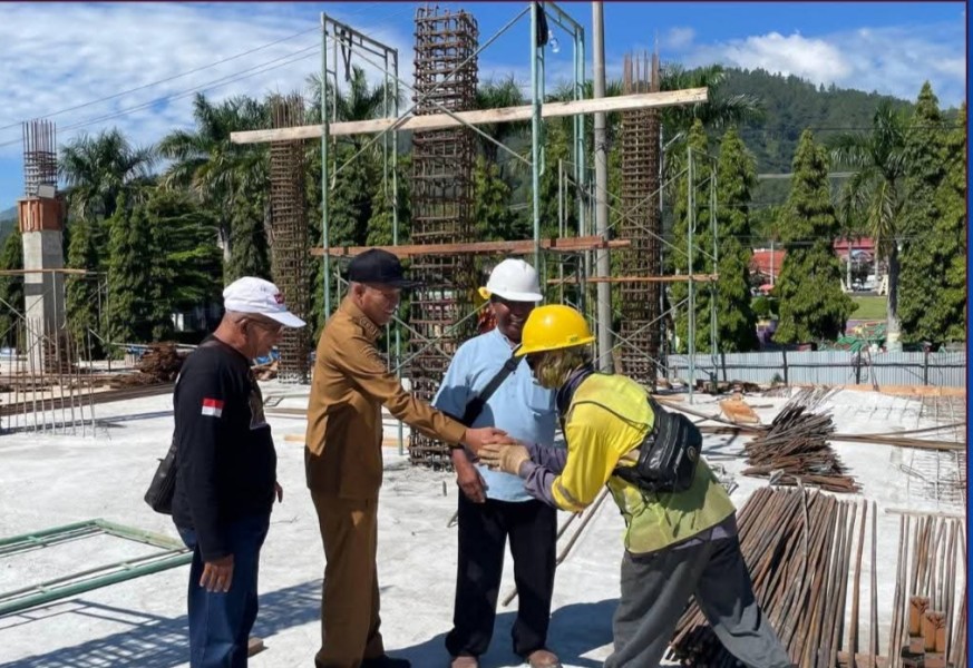 Wawako Azhar Hamzah Tinjau Pembangunan Pasar Sungai Penuh, Progres Capai 45 Persen