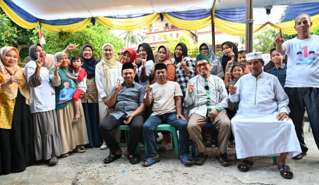 Ustadz Bombom Ajak Warga Kampar Ikuti Arahan UAS Pilih Abdul Wahid SF Hariyanto