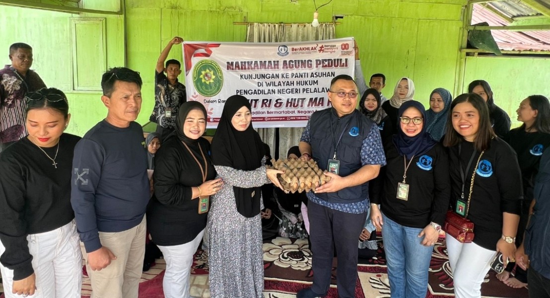 HUT ke-80 MA RI, PN Pelalawan Berbagi Bahagia dengan Anak Asuh Pondok Tahfizd